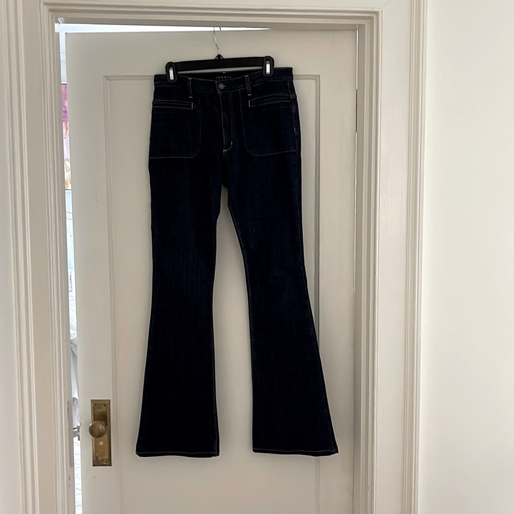 Theory size 28 Jean